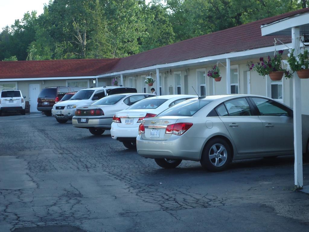 Star Inn By Elevate Rooms Niagara Falls Exterior photo